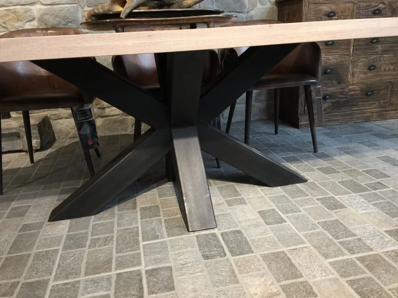 Esstisch Eiche Tischplatte, Tisch Eiche-Tischplatte Industriedesign, Tischgestell aus Metall, Maße 220 x 100 cm