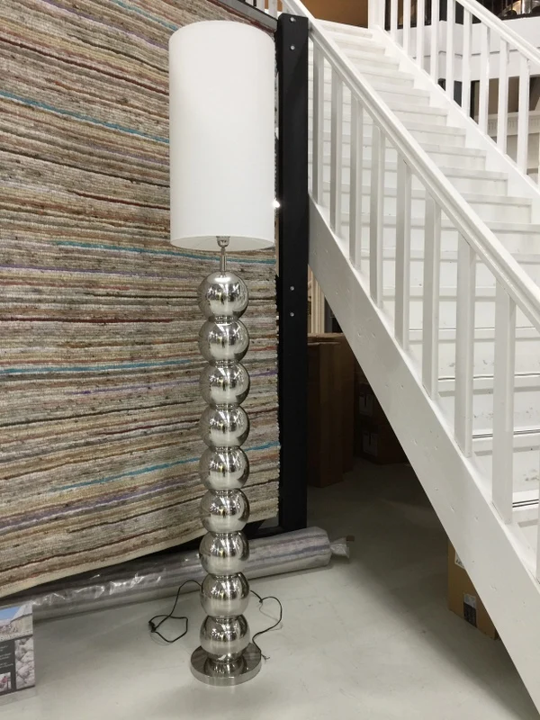 Stehleuchte verchromt Lampenschirm weiß, Stehlampe silber mit weißen Lampenschirm