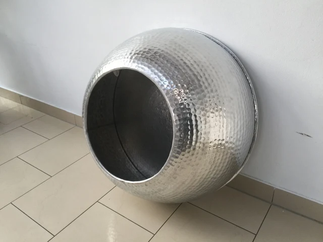 Couchtisch rund silber, Couchtisch Aluminium Hammerschlag-Optik, Ø 68 cm