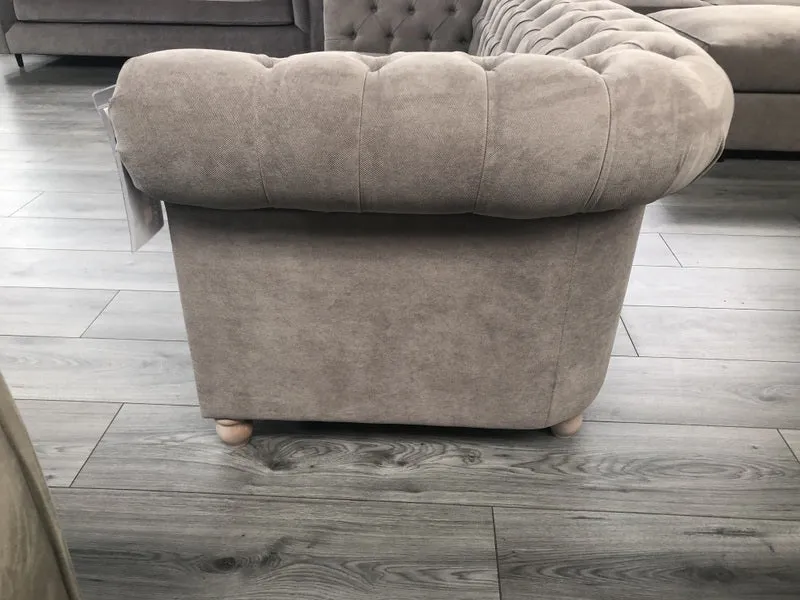 Chesterfield Sofa grau, Sofa grau Chesterfield, Breite 260 cm