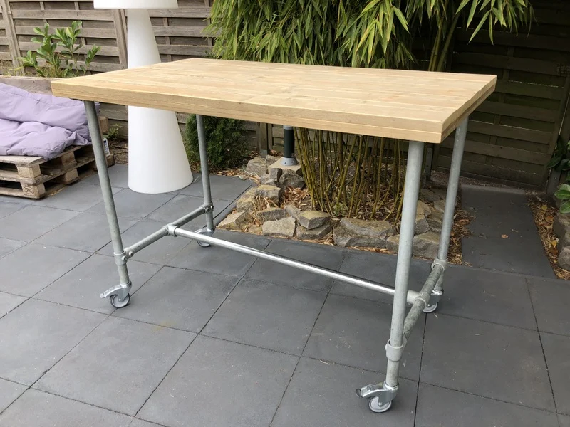 Bartisch-Gestell Rohrgestell Metall, Tischgestell auf Rollen Industriedesign, Maße 224 x 107 cm
