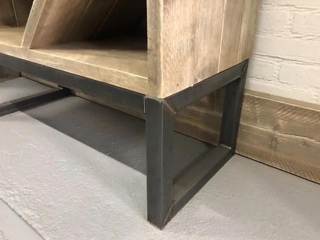 Weinschrank Industriedesign, Weinregal Altholz, Breite 80 cm
