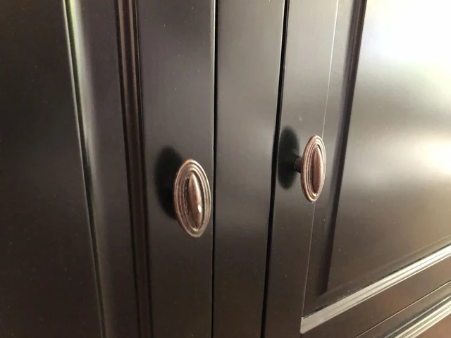 Sideboard schwarz, Anrichte schwarz Landhaus, Sideboard Landhausstil, Breite 177 cm