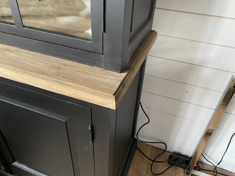 Buffetschrank schwarz mit Beleuchtung, Geschirrschrank schwarz Landhausstil, Vitrine schwarz Landhaus, Breite 130 cm