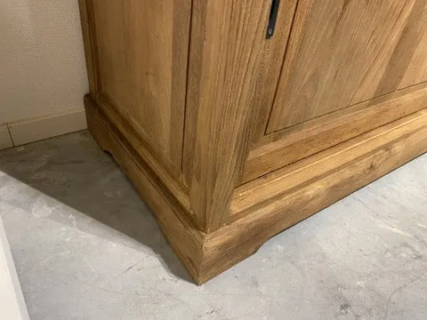 Vitrine Landhaus, Buffetschrank Teakholz, Geschirrschrank Teak, Schrank Massivholz Teak, Breite 200 cm