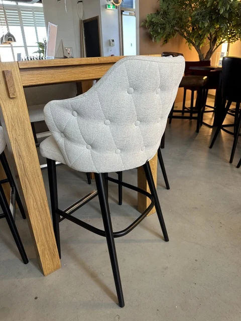 Barstuhl Sand, Barstuhl Gestell schwarz, Sitzhöhe 75 cm