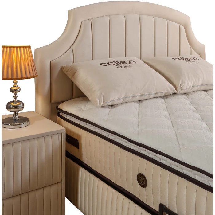 Gepolstertes Bett mit Matratze und Kopfteil, Bett beige mit Kopfteil, Breite 180 cm