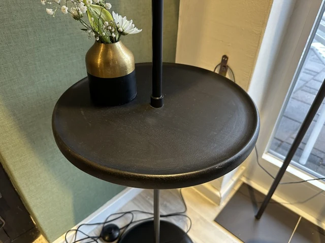 Stehlampe mit Tisch, Stehleuchte mit Lampenschirm grün, Durchmesser 45 cm