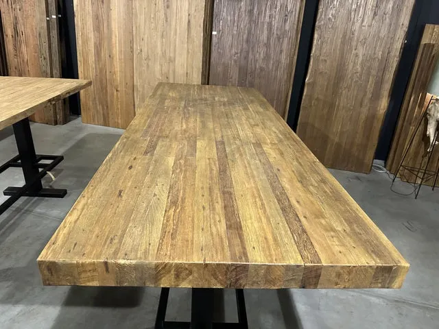 Bartisch Massivholz, Bartisch Metallgestell Tischplatte, Breite 240 cm