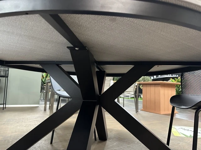 Gartentisch rund schwarz, runder Esstisch schwarz-grau, Durchmesser 158 cm