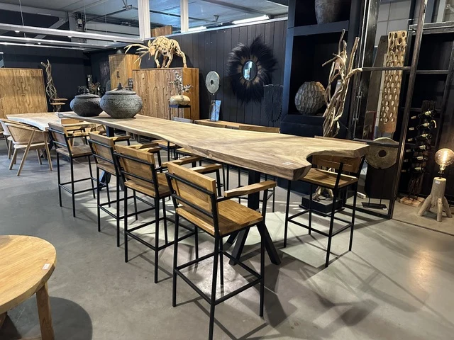 Barstuhl Metall-Holz, Barstuhl mit Armlehne Industriedesign, Sitzhöhe 75 cm