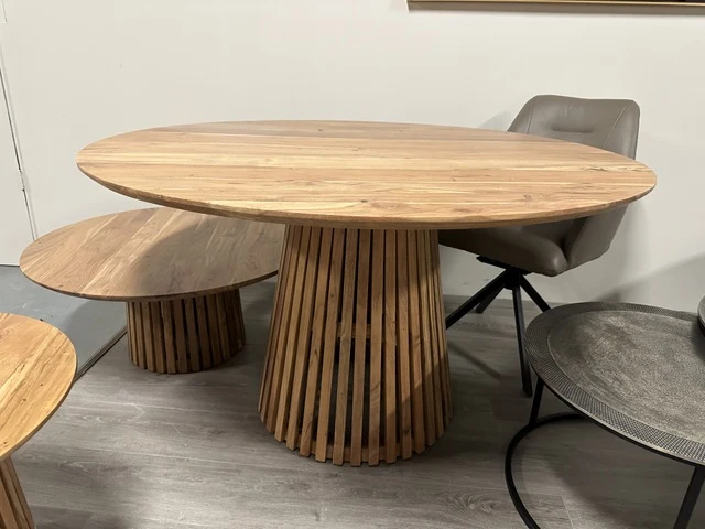 Esstisch Naturholz rund, Tisch Naturholz - Massivholz, runder Tisch Tischplatte Massivholz, Durchmesser 130 cm