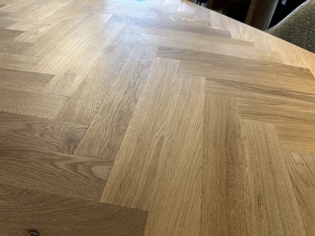 Esstisch Fischgrätmuster Tischplatte Eiche, Tisch Eiche-Tischplatte, Länge 200 cm