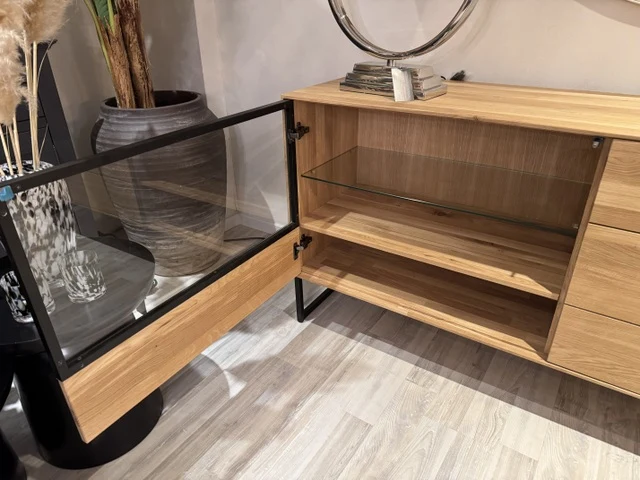 Sideboard Eiche massiv, Anrichte mit Glastür Eiche, Breite 180 cm