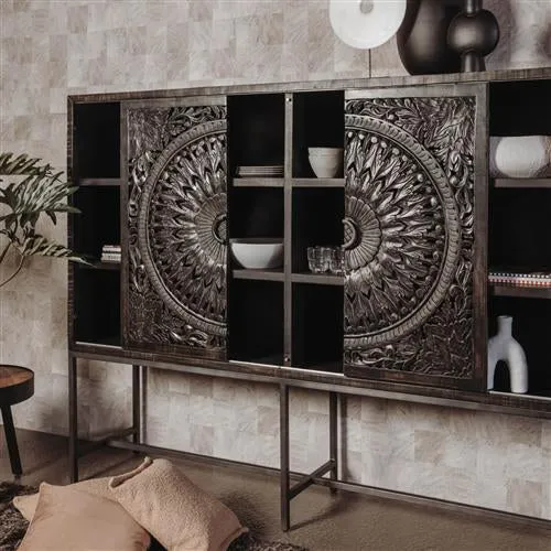 Wohnzimmerschrank handgeschnitzt schwarz, Bücherregal schwarz, Regal schwarz Holz-Metall, Breite 200 cm