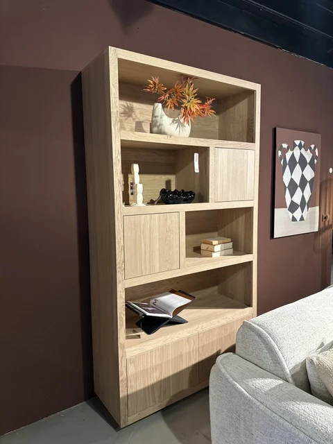 Schrank modern Farbe Naturholz, Schrank Naturholz mit vier Türen, Wohnzimmerschrank Naturholz, Breite 120 cm