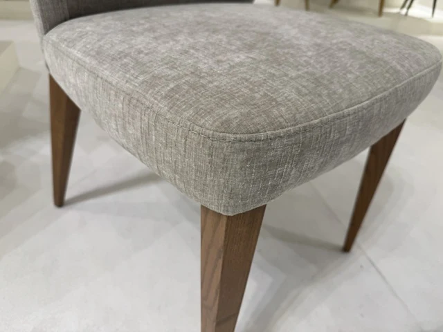 Stuhl taupe Holzbeine Naturholz-Farbe, Esszimmerstuhl taupe