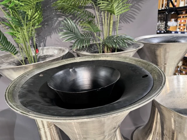 Bodenvase Silber, Bodenvase Metall groß, Vase Silber, Höhe 155 cm