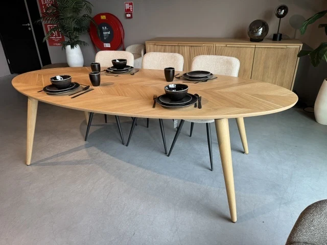 Esstisch Eiche oval, Tisch oval Eiche, Länge 210 cm