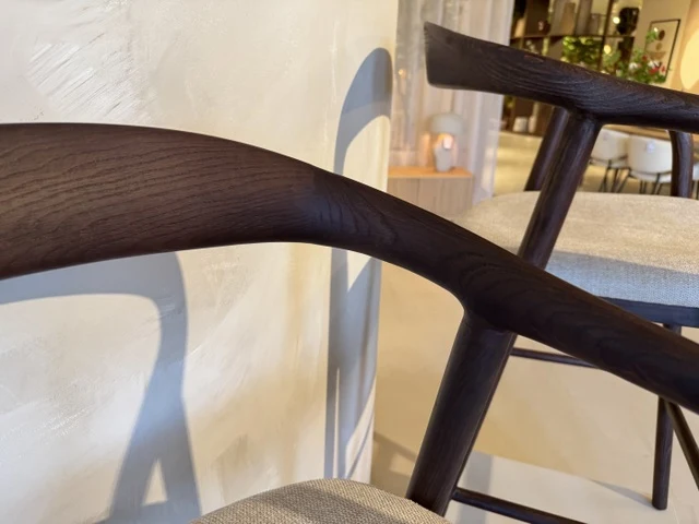 Barstuhl braun Holz-Gestell, Sitzhöhe 65 cm