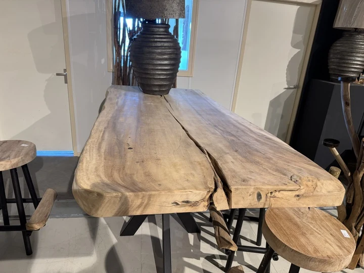 Bartisch rustikale Tischplatte, Bartisch Teakholz rustikal, Länge 220 cm