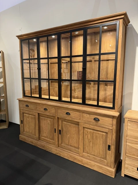 Vitrine Teak mit LED Beleuchtung, Geschirrschrank Teak, Schrank mit Beleuchtung Massivholz Teak, Breite 108 cm