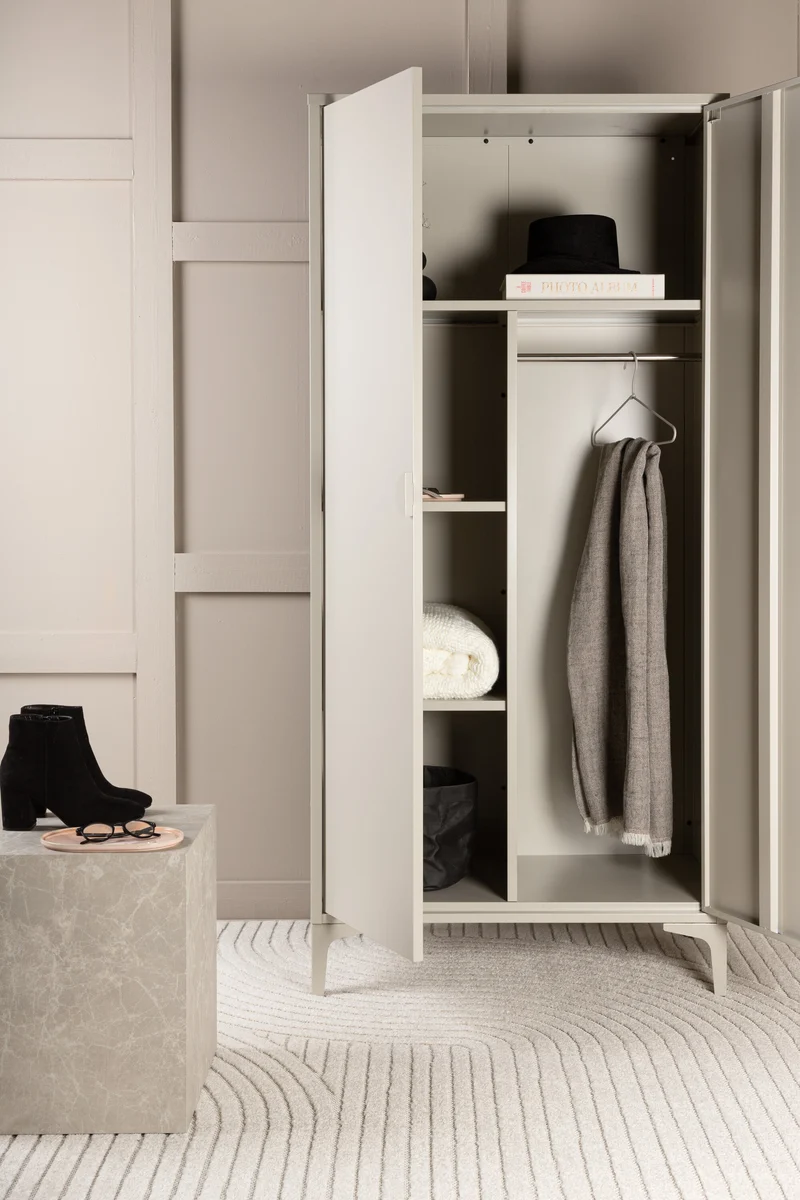 Piring Kleiderschrank Kleiderschrank