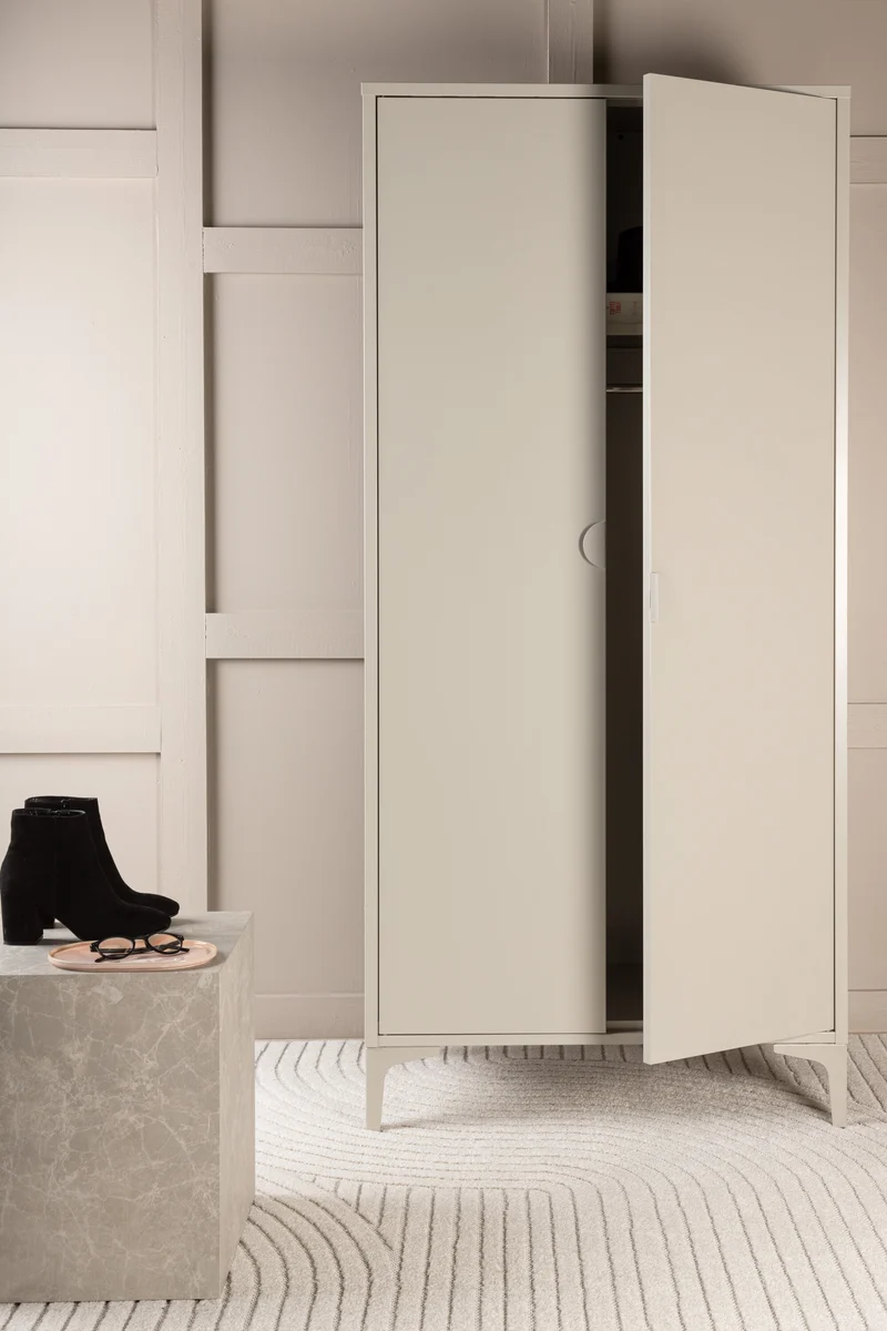 Piring Kleiderschrank Kleiderschrank