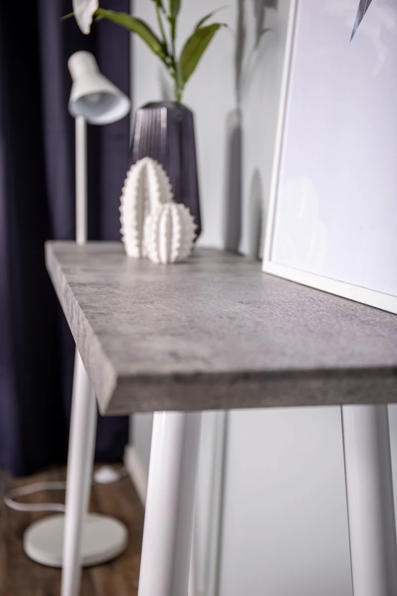 Edge Table Beistelltisch