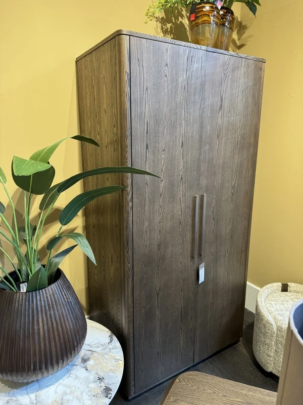 Kleiderschrank braun Eiche furniert, Schrank braun Eiche furniert, Breite 100 cm
