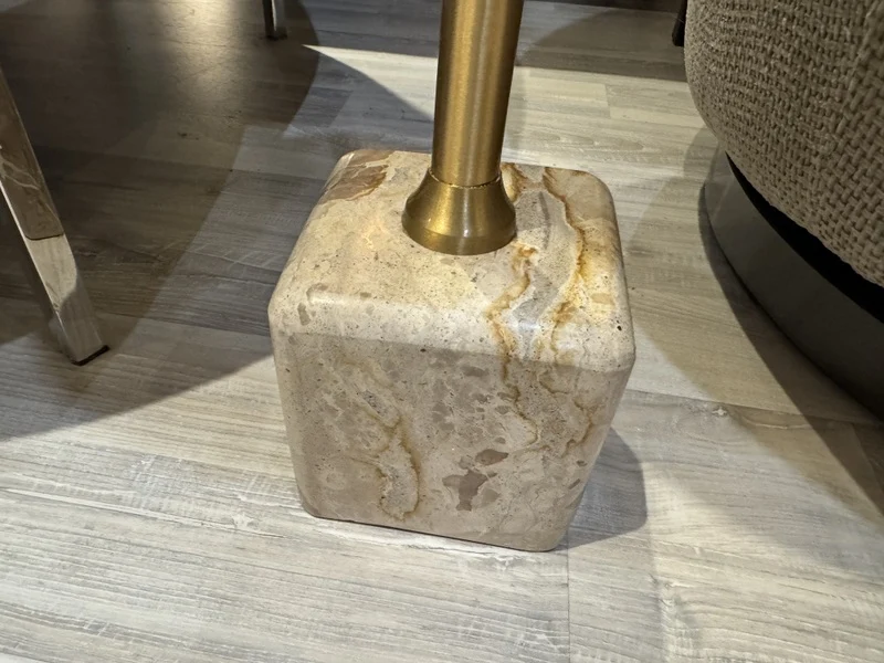 Beistelltisch rund Marmor, runder Beistelltisch Gold-beige Marmor, Höhe 55 cm