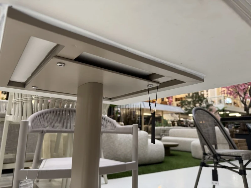 Bistrotisch outdoor, Garten-Bistrotisch beige-taupe, Maße 70x70 cm